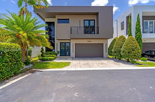 Photo - 7534 NW 98th Ave House