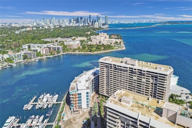 Building Photo - 3 Grove Isle Dr Unit C904 Rental