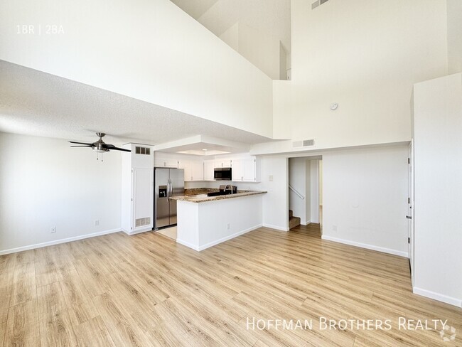 Building Photo - 5233 Cartwright Ave Unit 5A Rental