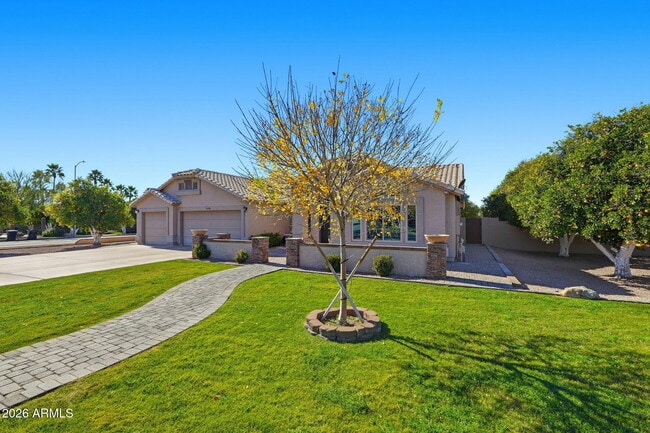 Photo - 1426 N Omaha Cir