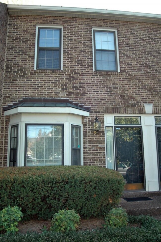 Building Photo - 103 Fairmont Pl Rental