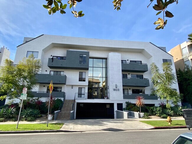 Photo - 1823 Holmby Ave Apartments Unit 101