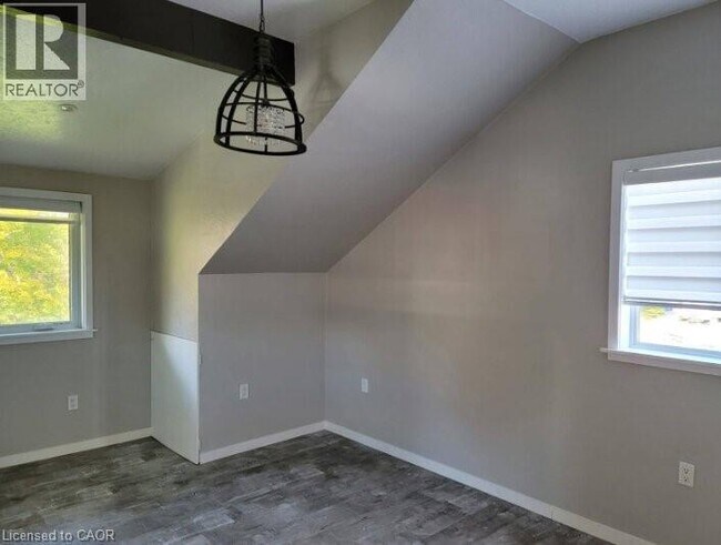 Photo - 267 Pinehurst Rd Unité Upper