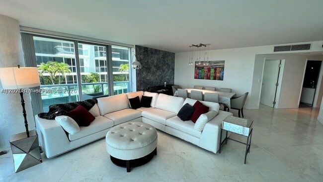 9401 Collins Ave Unit 603