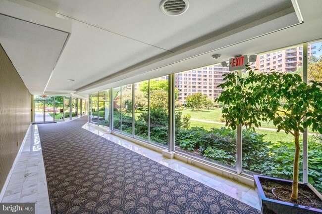 Photo - 4201 Cathedral Ave NW Unit 301E