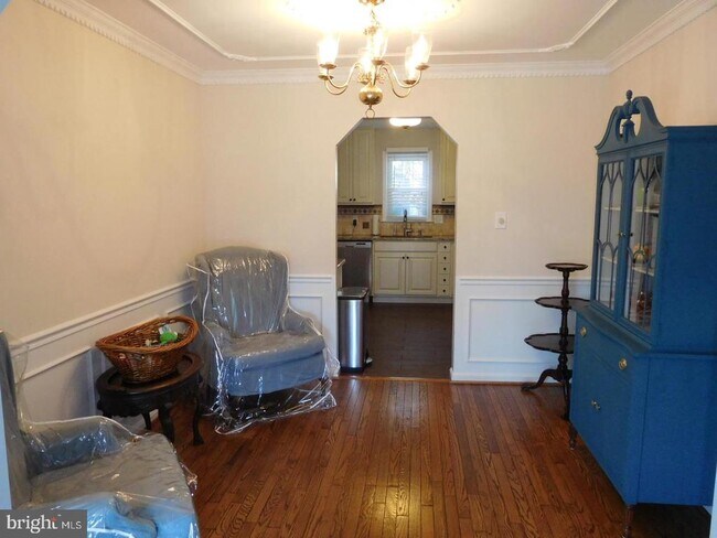 Photo - 6010 Southward Way