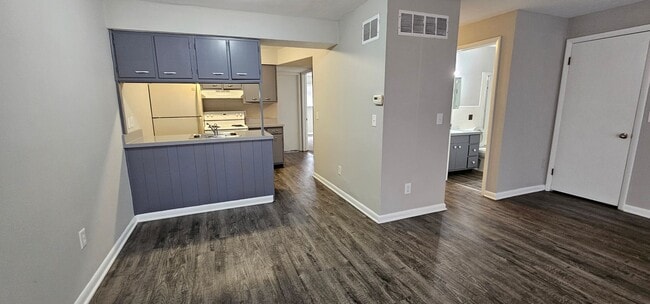 Photo - Spacious 2 bedroom 2 bath apartments in Harrison Township!