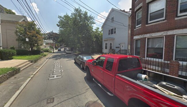 Photo - 11 Highgate St