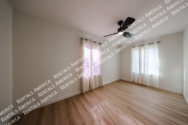 Photo - 2047 E Virginia Ave