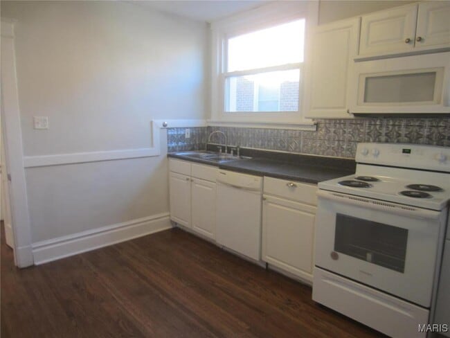 Photo - 1018 Claytonia Terrace