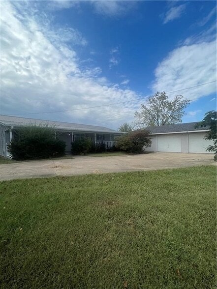 Photo - 199 Madison 8112 House