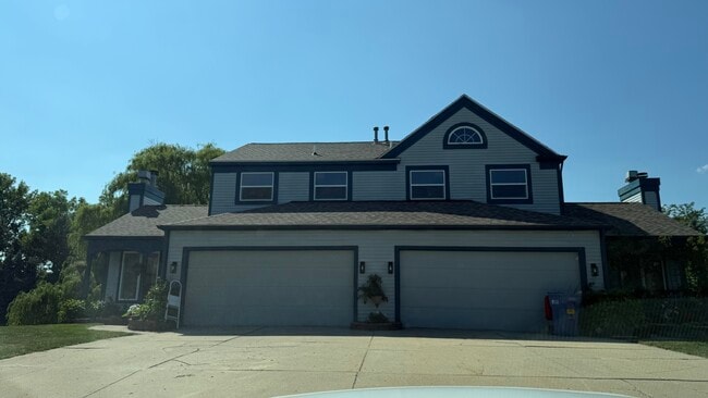 Photo - 2057 Eastcastle Dr SE Townhome