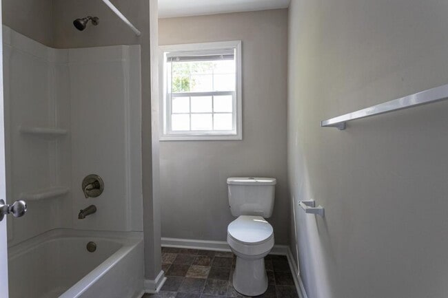 Photo - 516 North Dr