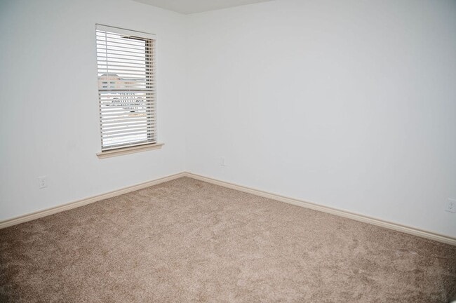 Photo - Modern Comfort in Lee High School District...