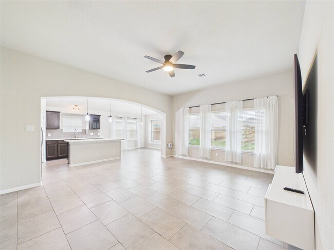 Photo - 721 Rim Water Dr