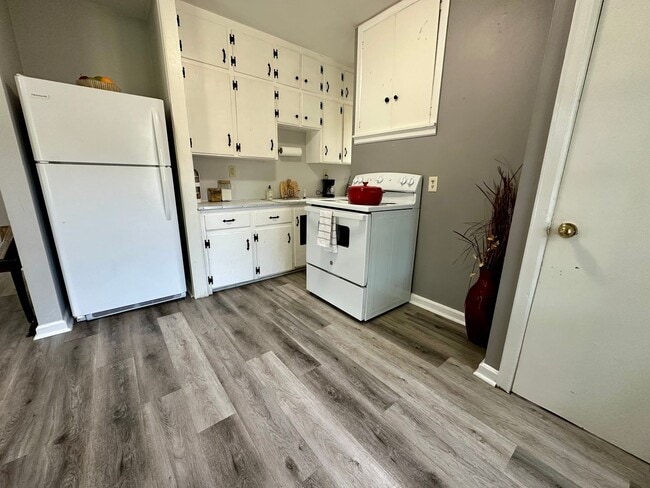 Photo - 2 bed, 1 bath home for rent in Waterloo