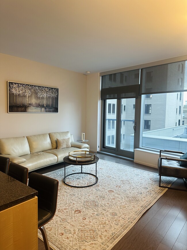 Building Photo - 35 E 100 S Unit 601