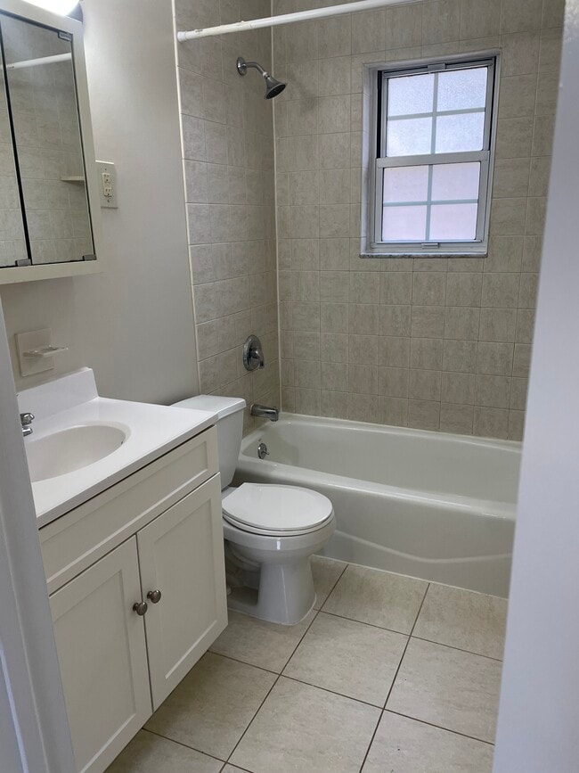 Photo - Pompton Hills