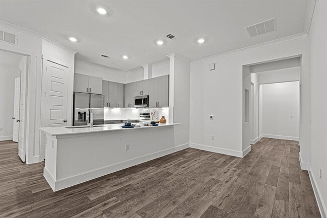 Photo - 1664 Hillside Terrace