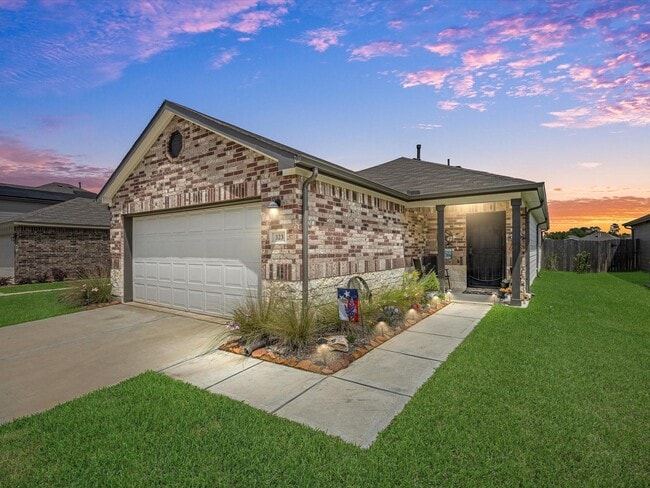 Building Photo - 323 Cumberland Forest Dr