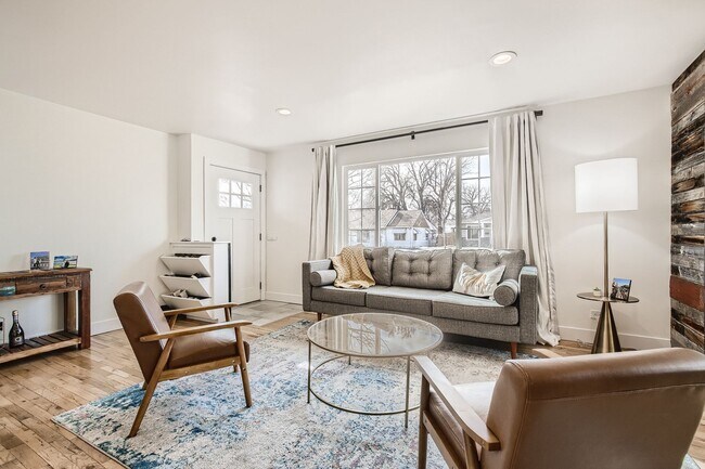 Photo - 5100 Umatilla St