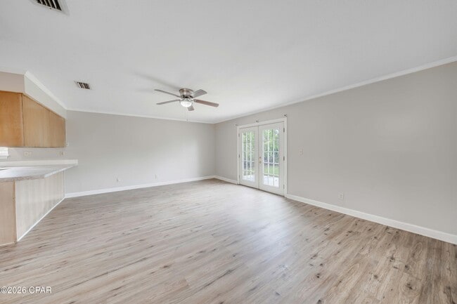 Photo - 404 Missouri Ave