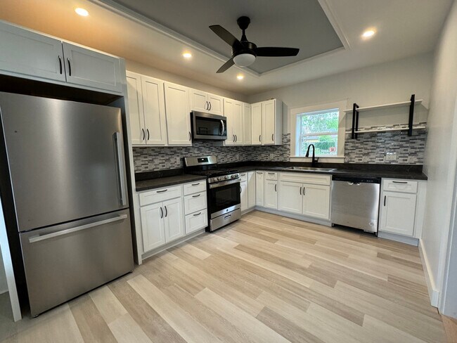 Photo - 2945 Fulton Rd