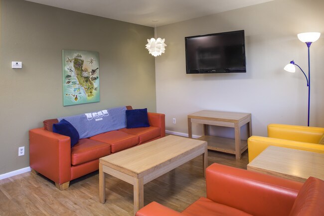 Photo - Tropicana Del Norte