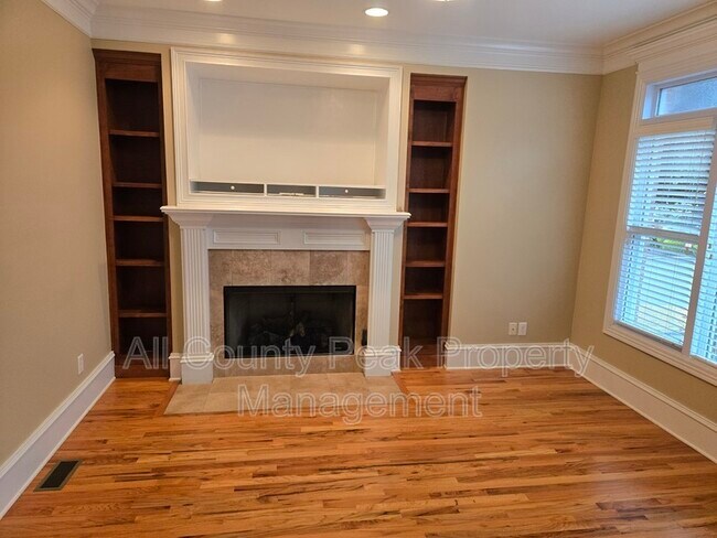 Photo - 216 Shady Ridge Ln