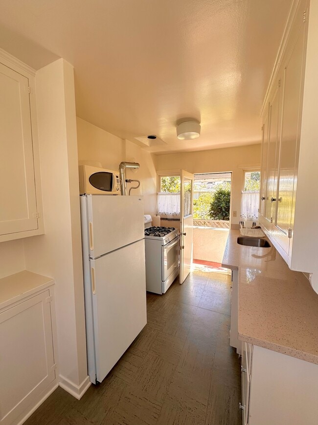 Kitchen - 1746 Allston Way