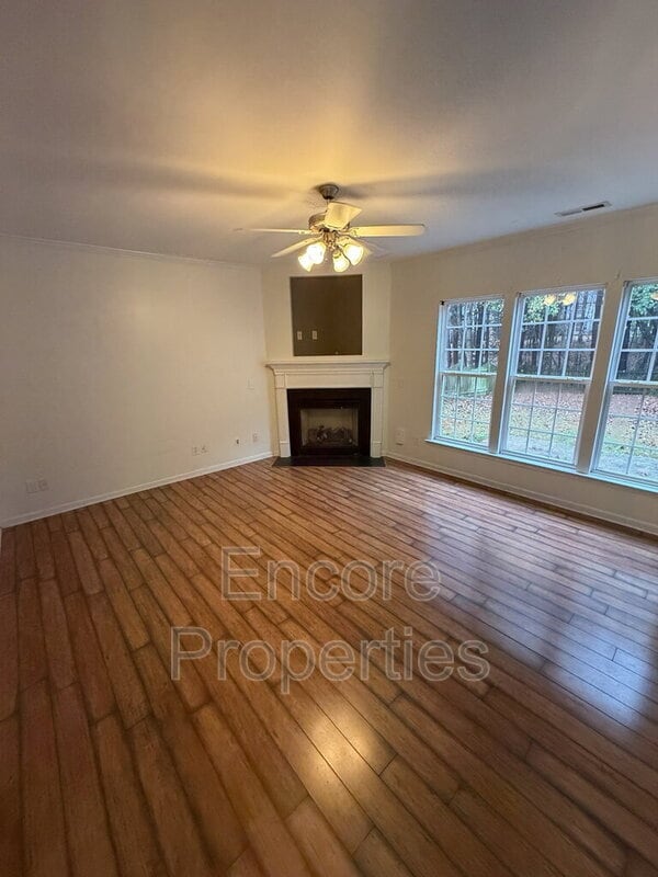 Photo - 8417 Whisper Ridge Pl