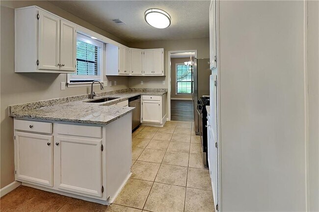 Photo - 5580 Dorsett Shoals Ln