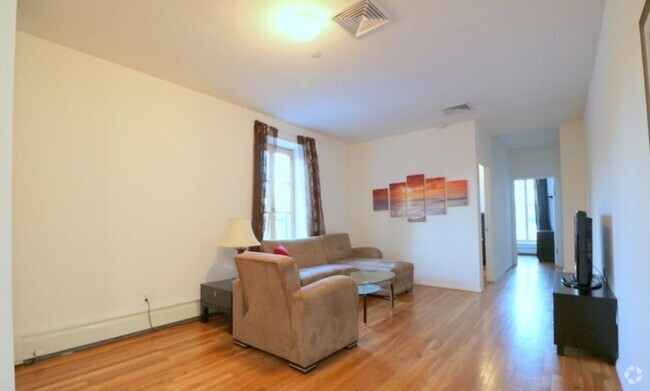 Building Photo - 145 Mulberry St Unit PHC Rental