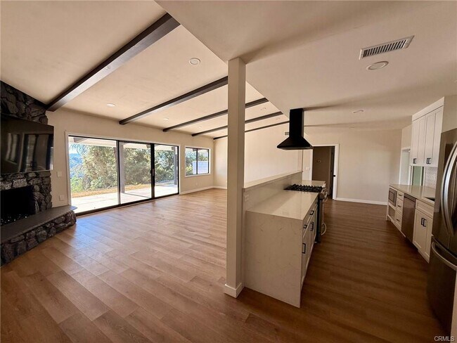 Photo - 4955 Alatar Dr House