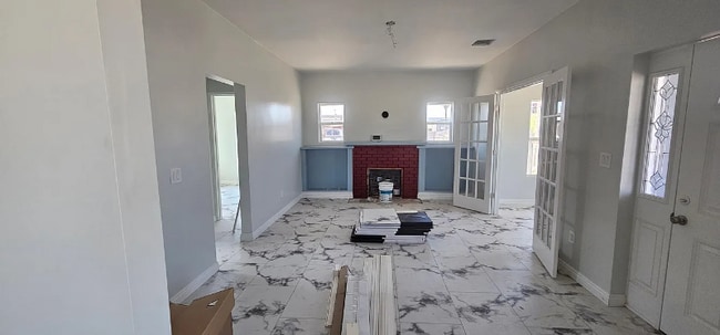 Photo - 121 S 21st Ave