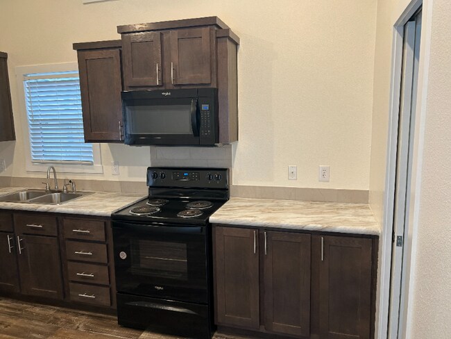 Photo - 5215 Crestway Rd