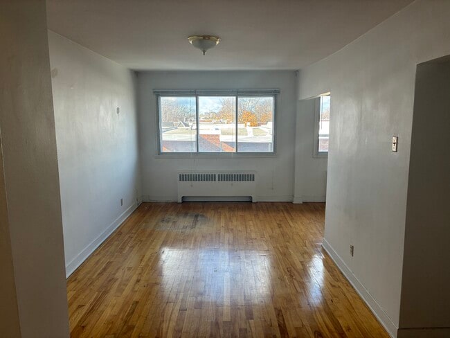 Photo - 2645 St Bercy