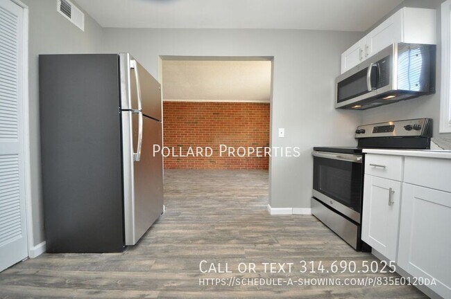 Photo - 30 Westwood Village