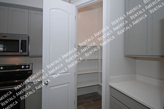 Photo - 3725 E Catalina Dr