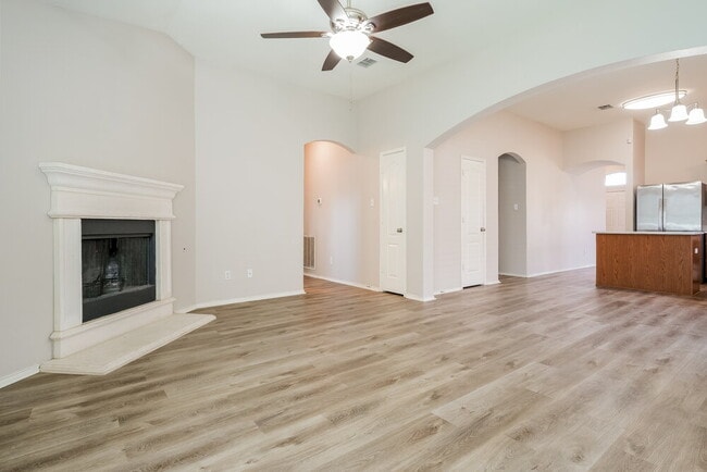 Photo - 3621 Renzel Blvd