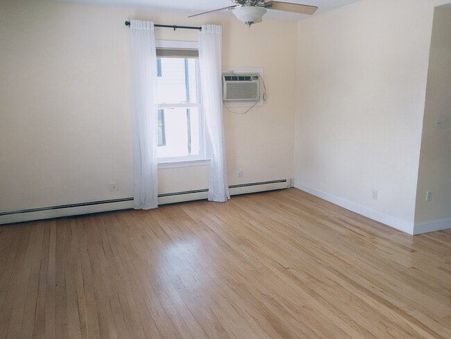 Living room (2nd floor) - 28 Robbins St Unit 2