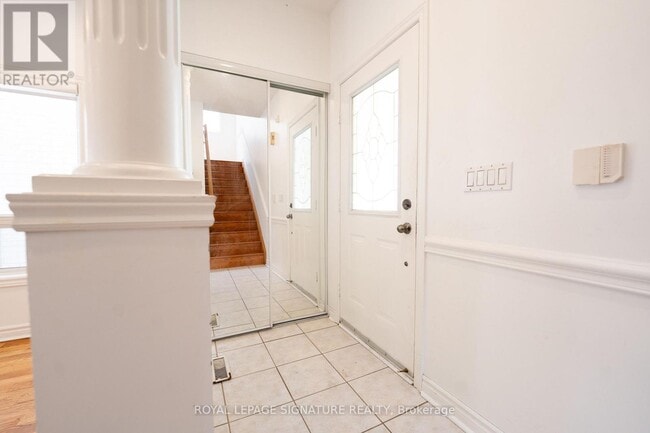 Photo - 717 Salinger Ct