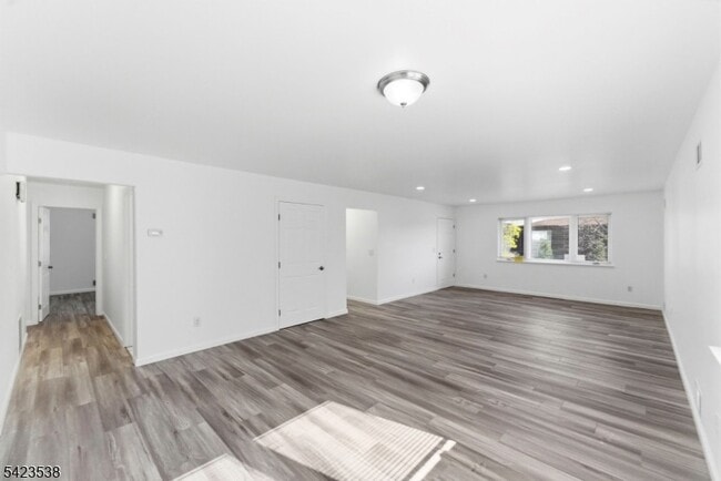 Photo - 23 Renaissance Dr Unidad 2