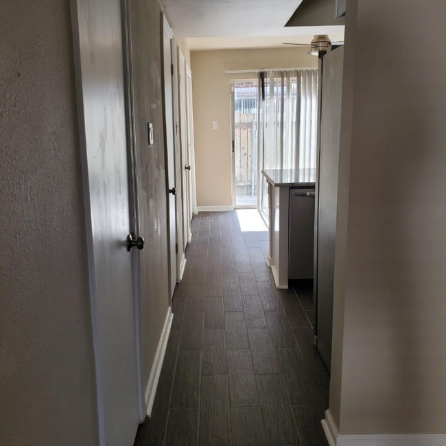 Photo - 1536 Hickory Ave