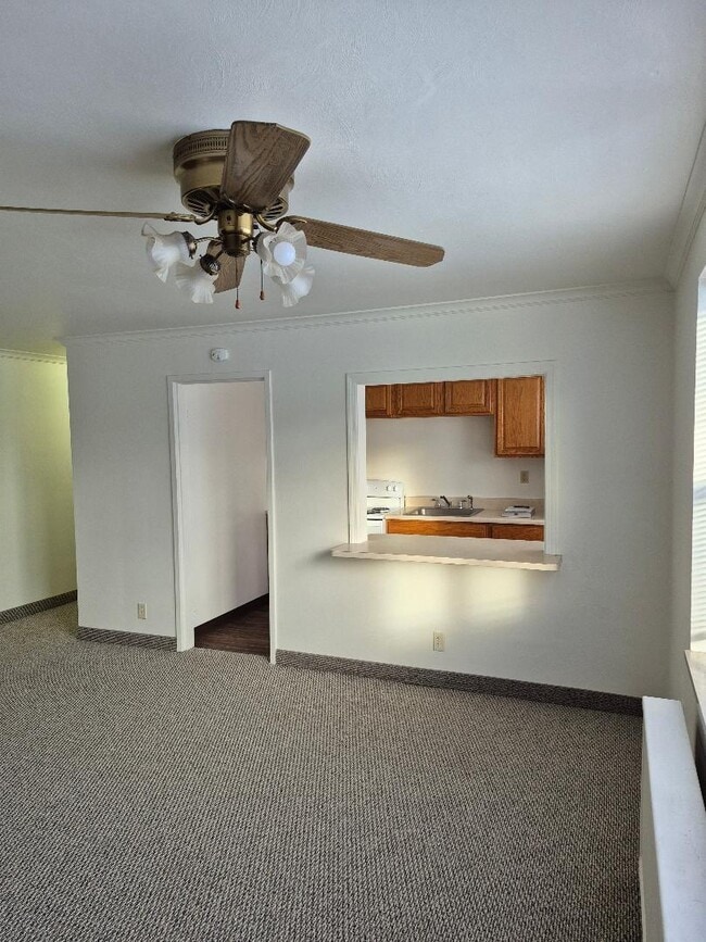 Photo - 3535 State St