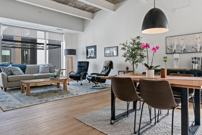 Building Photo - Inglewood Lofts