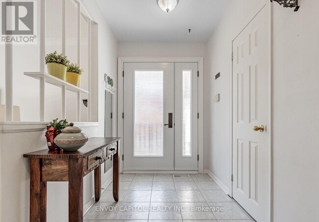 Photo - 6 Arrowstook Rd