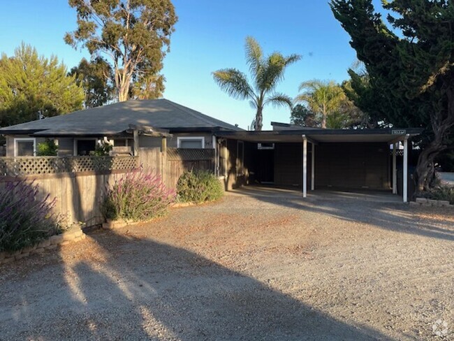 Building Photo - 947 W Foothill Blvd Rental