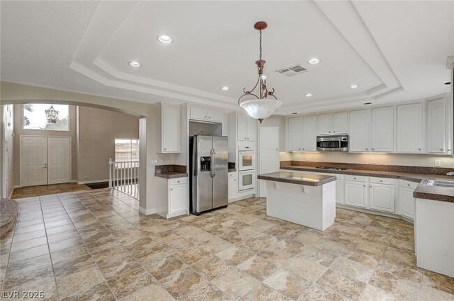 6586 W Diablo Dr