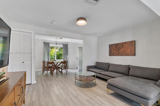 Photo - 74 NW 117th St